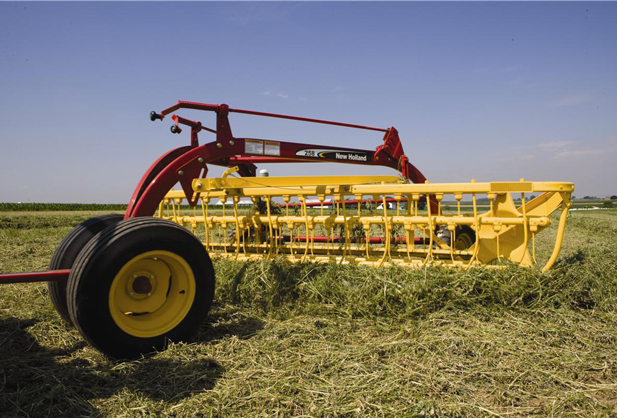 New Holland Rolabar® Rakes Machines For All